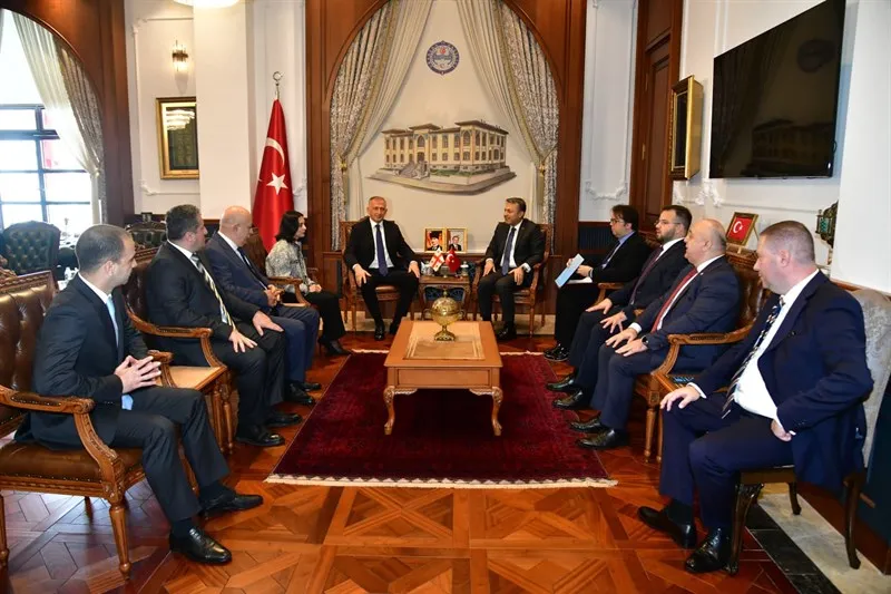 Trabzon Valiliği: Gürcistan Acara Özerk Cumhuriyeti Heyetinden Valiligimize ziyaret
