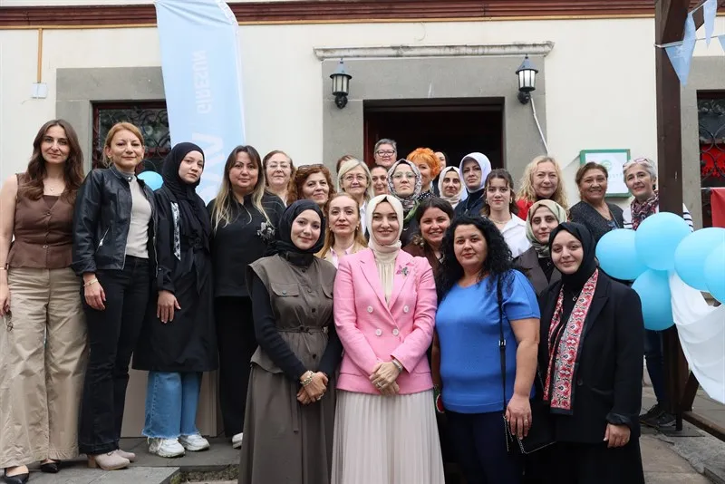 Yakamoz pazarı geleneksel sanatlar ve el emeği panayırı açıldı
