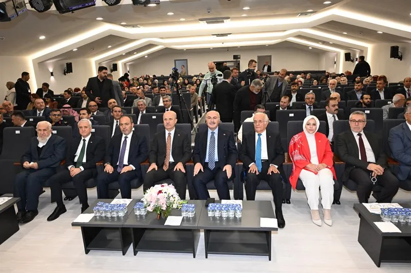 Denizli’de “İmam Buhârî’nin İlmî Mirası” Sempozyumu düzenlendi