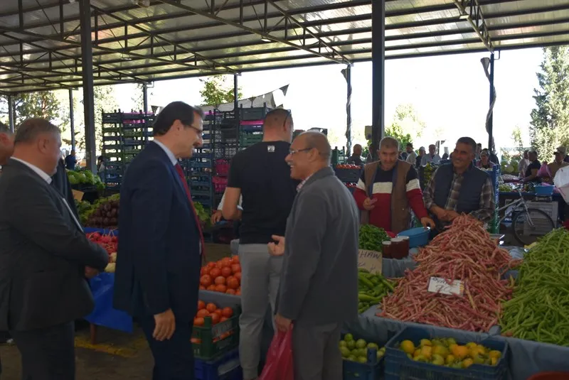 Cuma pazarına ziyaret