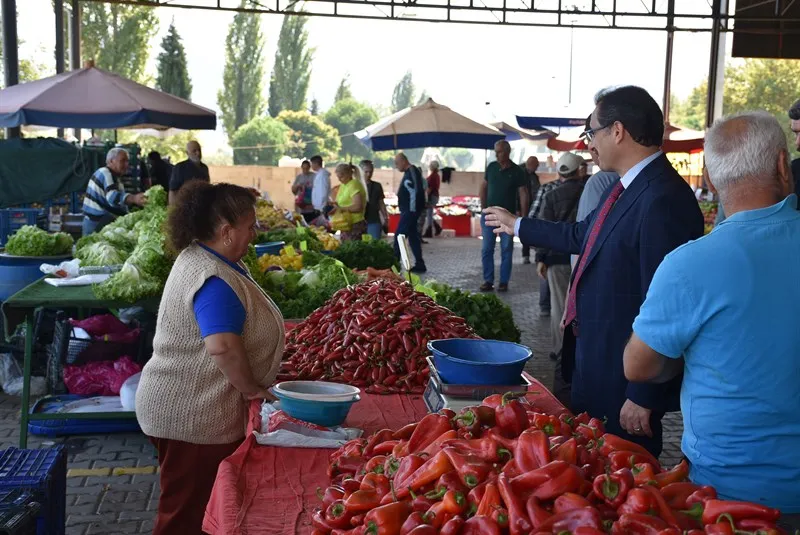 Cuma pazarına ziyaret