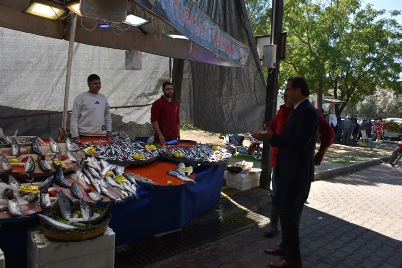 Cuma pazarına ziyaret