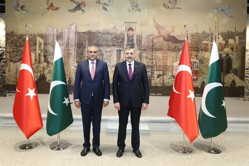İçişleri Bakanı Çiftçi, Pakistan'lı Mevkidaşı Naqvi'yi İstanbul'da ağırladı
