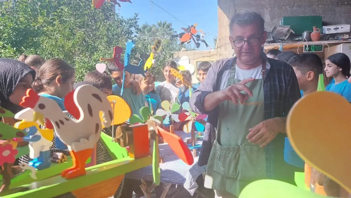 “Yaşayan İnsan Hazineleri” etkinliği ile öğrenciler, değerli ustalarla bir araya geldi