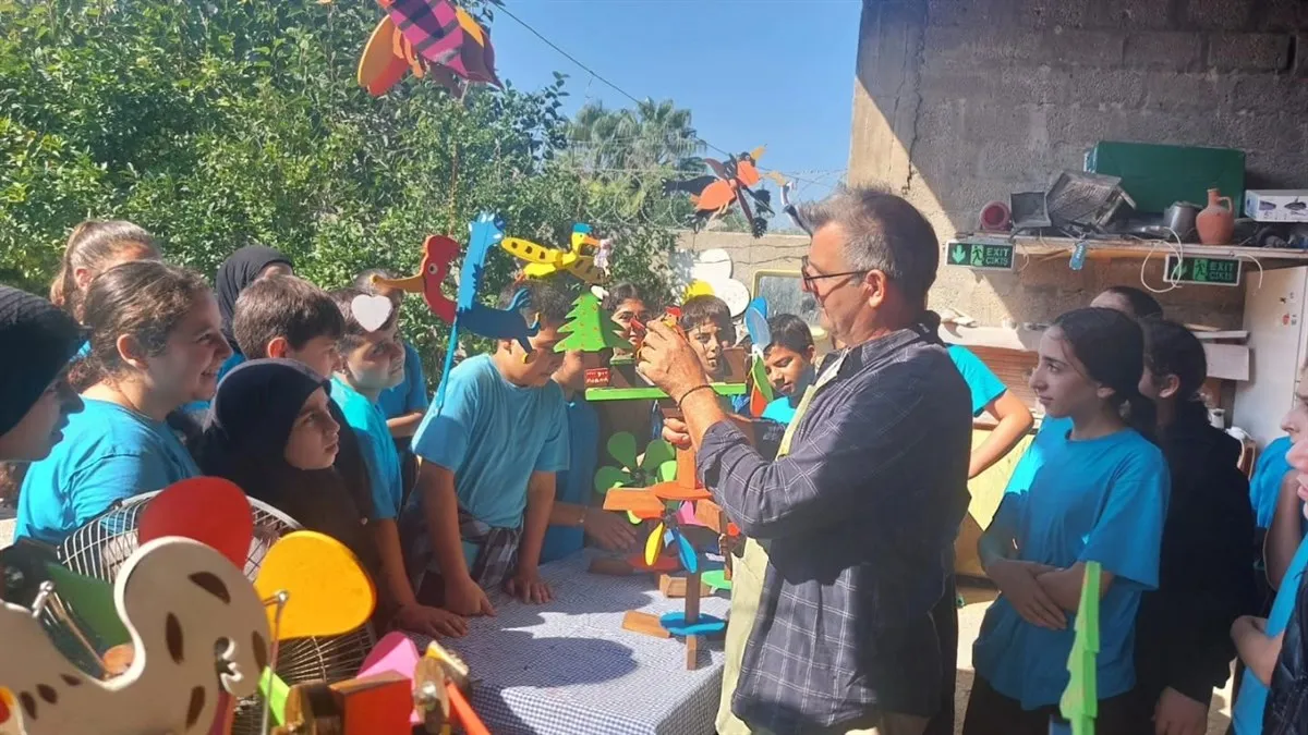 “Yaşayan İnsan Hazineleri” etkinliği ile öğrenciler, değerli ustalarla bir araya geldi