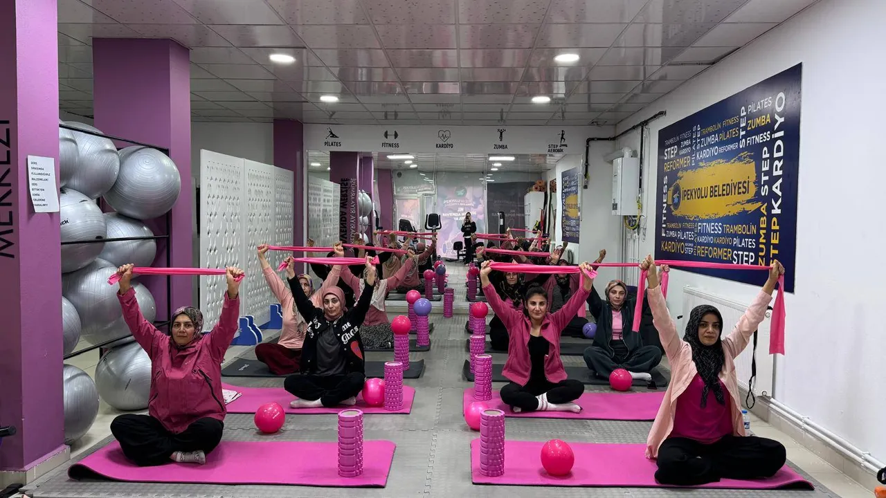 Kadınlar sporda buluştu: Erken teşhis hayat kurtarır