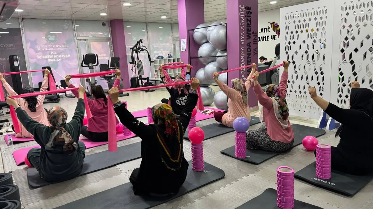 Kadınlar sporda buluştu: Erken teşhis hayat kurtarır