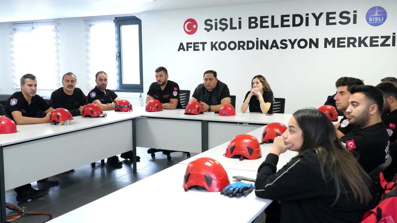 Arama kurtarma ekibi tatbikatlarla afetlere hazırlanıyor