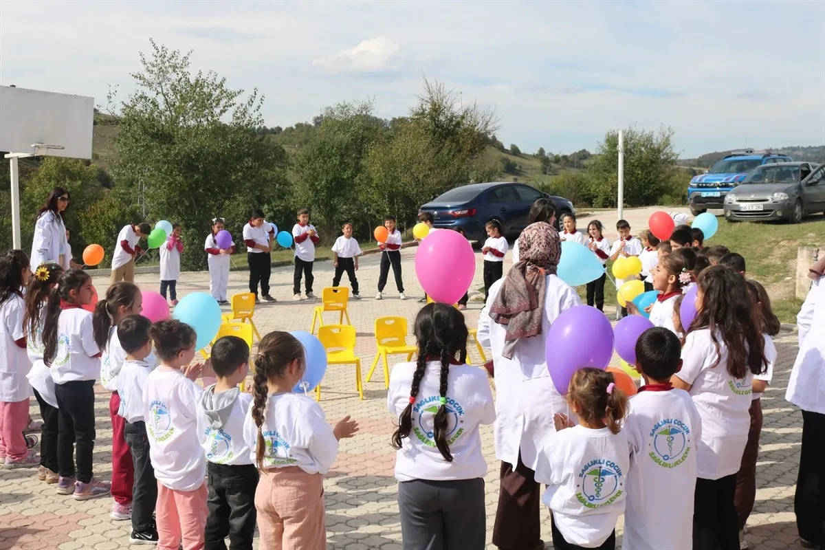 Asarcık Kaymakamı Bilgin "Sağlıklı Çocuk, Sağlıklı Gelecek" projesi kapsamında düzenlenen programa katıldı
