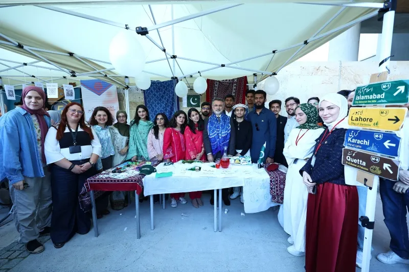 Şimşek: Kampüsün nabzı kulüplerde atar