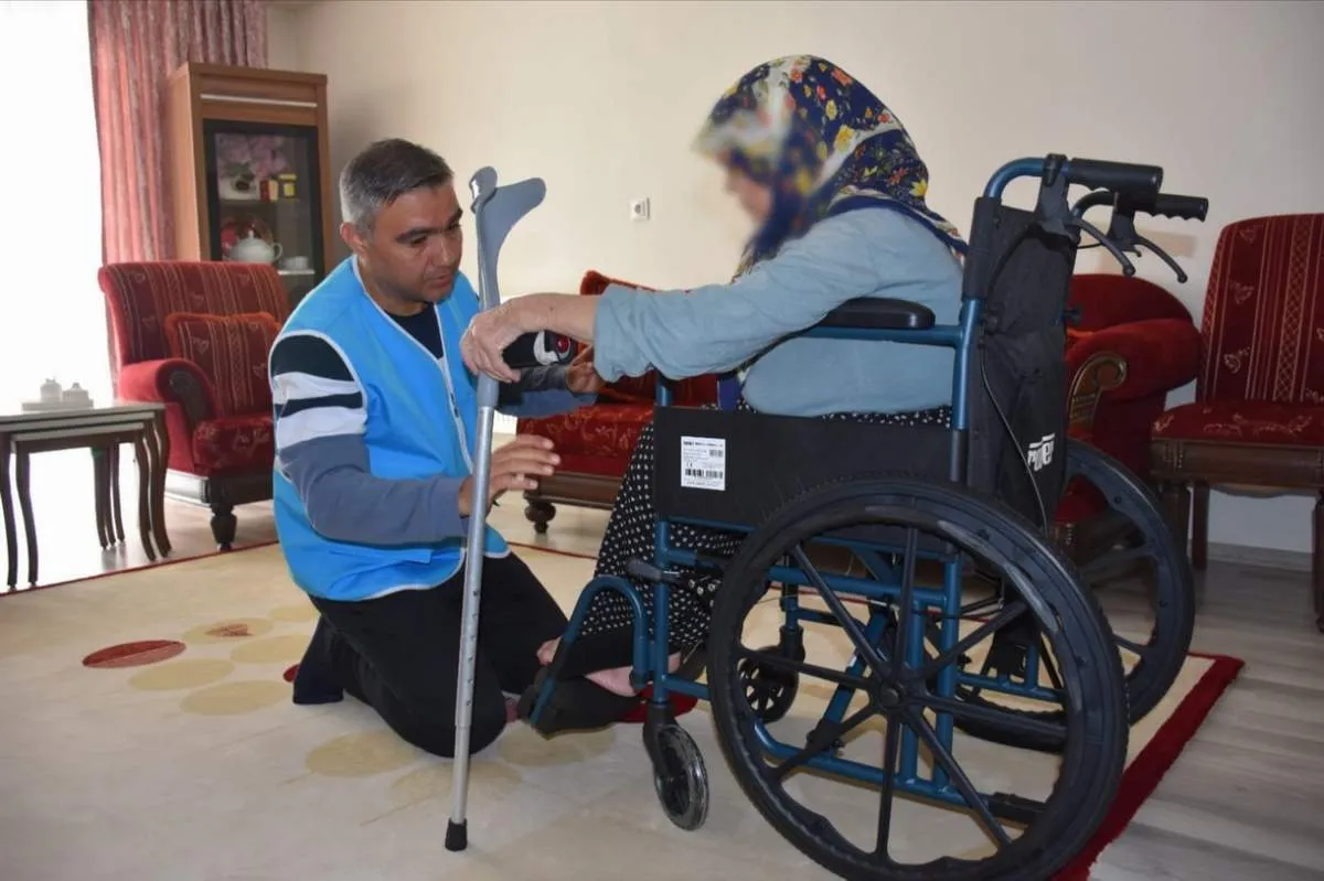 Siirt Belediyesinden özel gereksinimli bireylere medikal destek