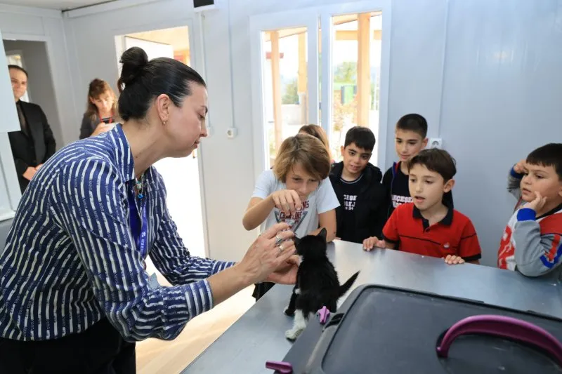 Minik kalplerden can dostlara sevgi dolu ziyaret