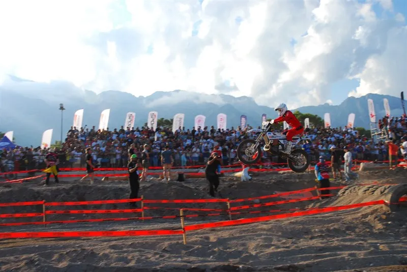 Sea To Sky Enduro Motosiklet Yarışları Kemer’de başladı