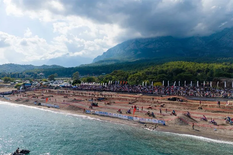 Sea To Sky Enduro Motosiklet Yarışları Kemer’de başladı