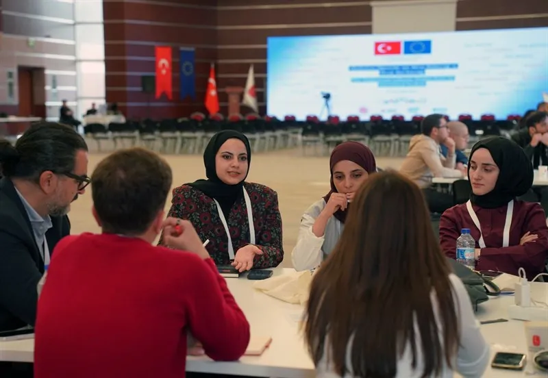 Uluslararası öğrencilerin sosyal uyumu için ortak akılla "Akran Rehberliği" modelleri geliştirildi