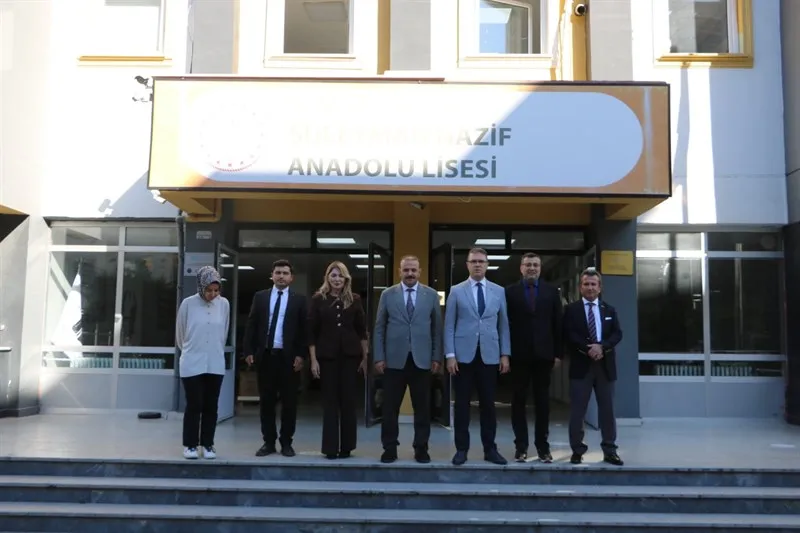 Avcılar Kaymakamı Burhan’dan Süleyman Nazif Anadolu Lisesine ziyaret