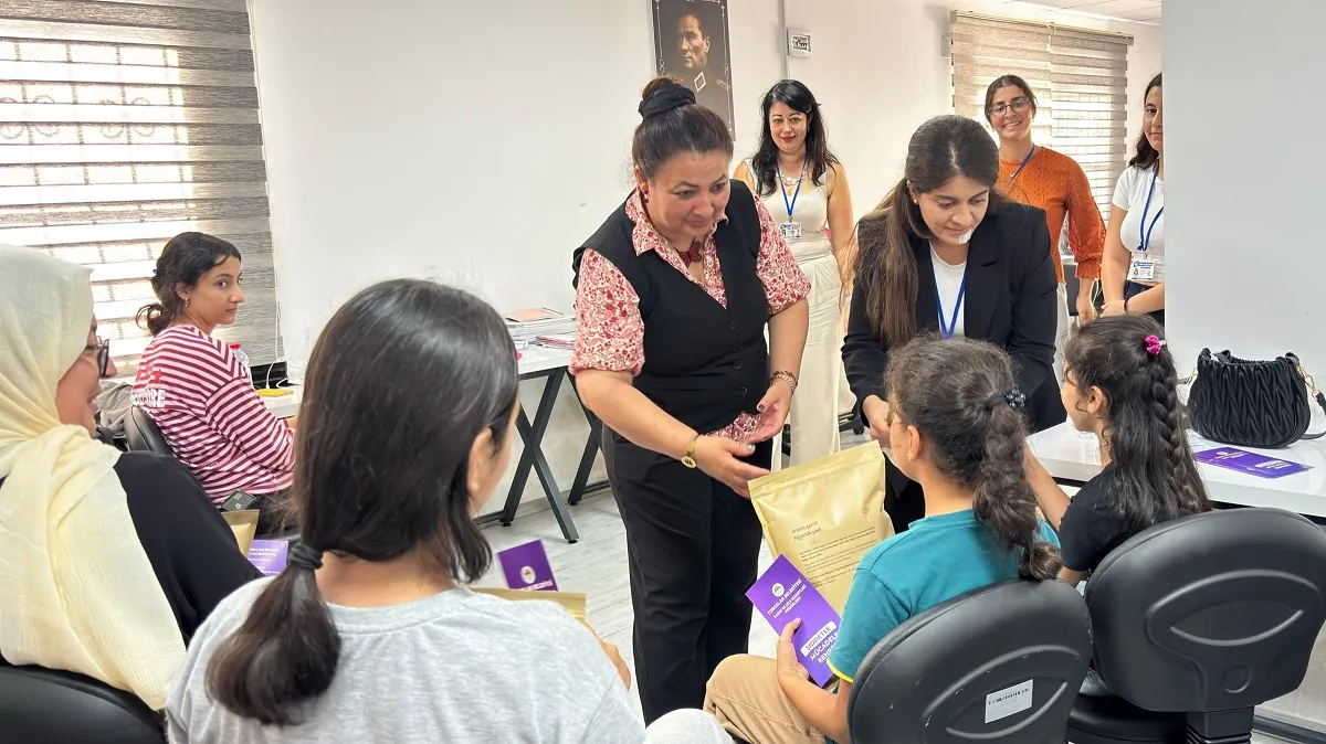 Toroslar Belediyesinden çocuklar ve ailelerine yönelik eğitim semineri