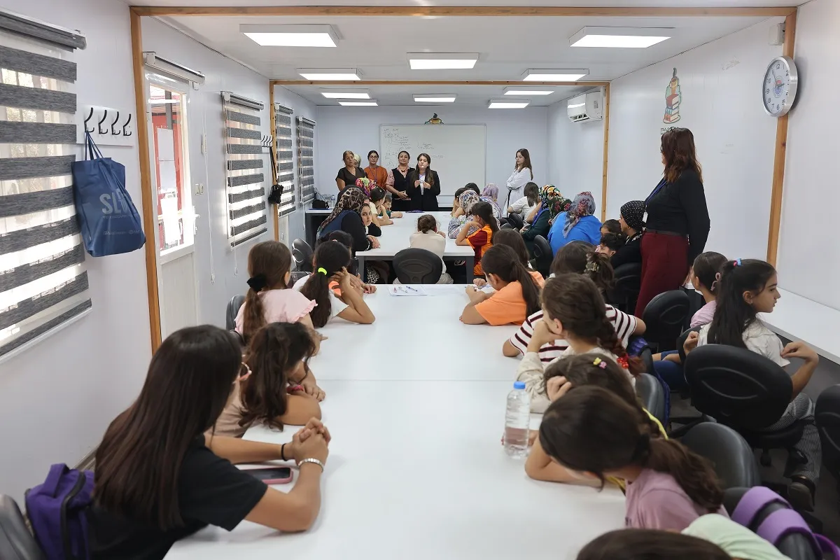 Toroslar Belediyesinden çocuklar ve ailelerine yönelik eğitim semineri