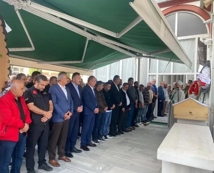 Şehit Babası Fikret Güzelsoy son yolculuğuna uğurlandı