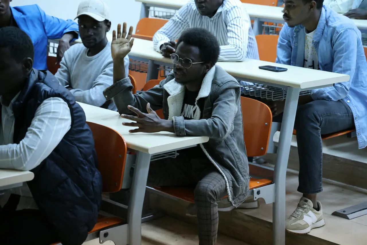 Iğdır Üniversitesinden Somali’ye dostluk köprüsü: Rektör Gürel Somalili Öğrencilerle buluştu