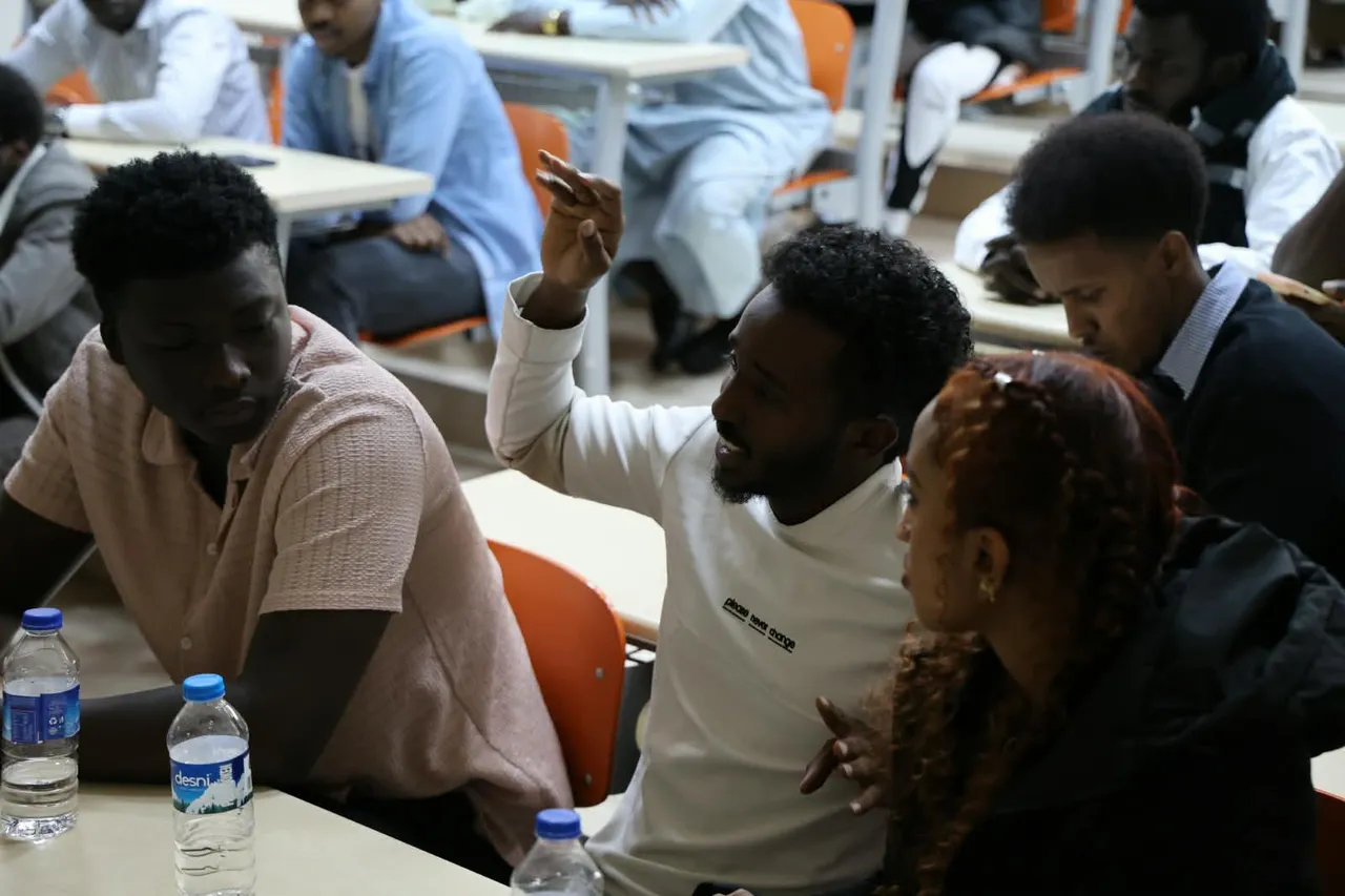 Iğdır Üniversitesinden Somali’ye dostluk köprüsü: Rektör Gürel Somalili Öğrencilerle buluştu