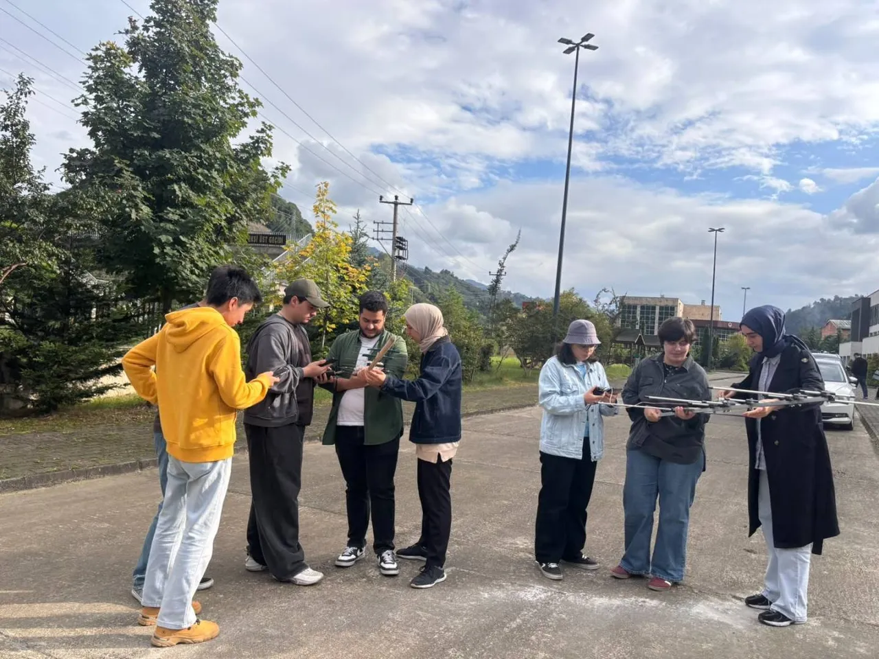 Öğrenciler, uzaydan gelen sinyalleri yakaladı