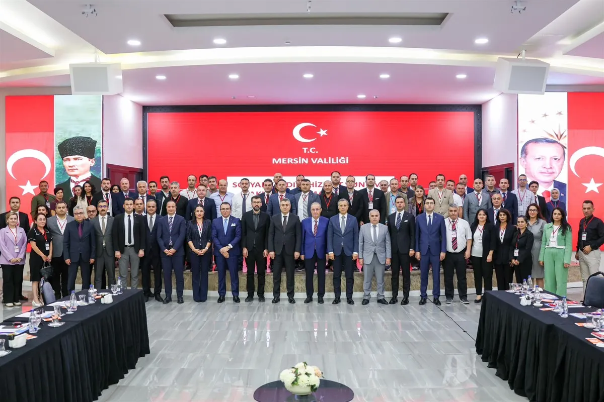 Mersin Valisi Toros, “Sosyal Yardımlaşma ve Dayanışma Vakıfları Vakıf Performans Karneleri Çalıştayı”na Katıldı