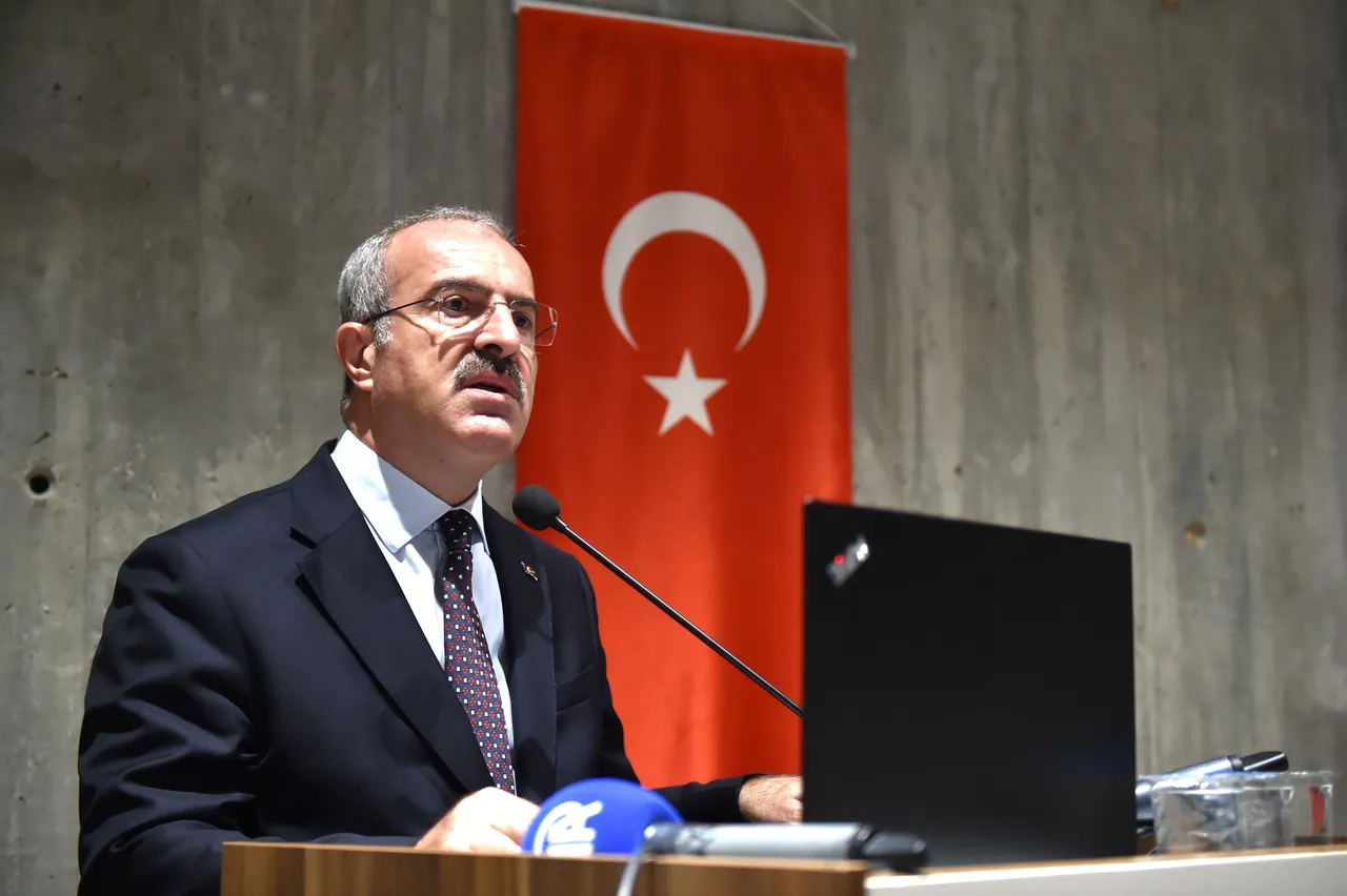 10. Çanakkale Bienali'nin açılışı gerçekleştirildi