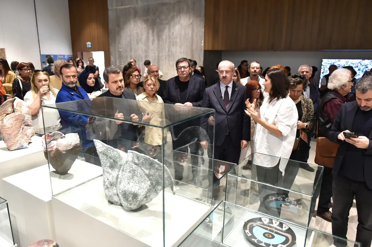 10. Çanakkale Bienali'nin açılışı gerçekleştirildi