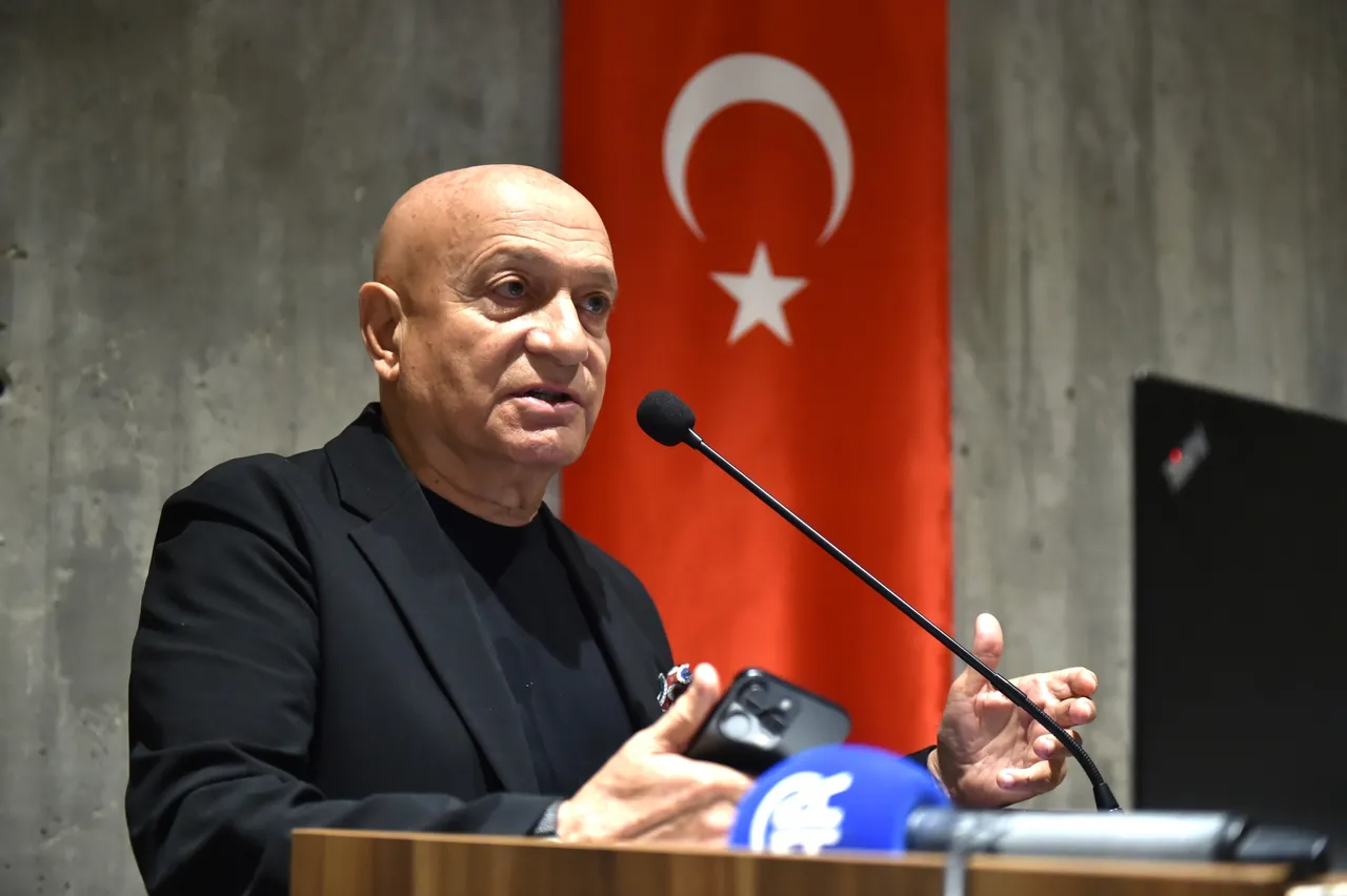 10. Çanakkale Bienali'nin açılışı gerçekleştirildi