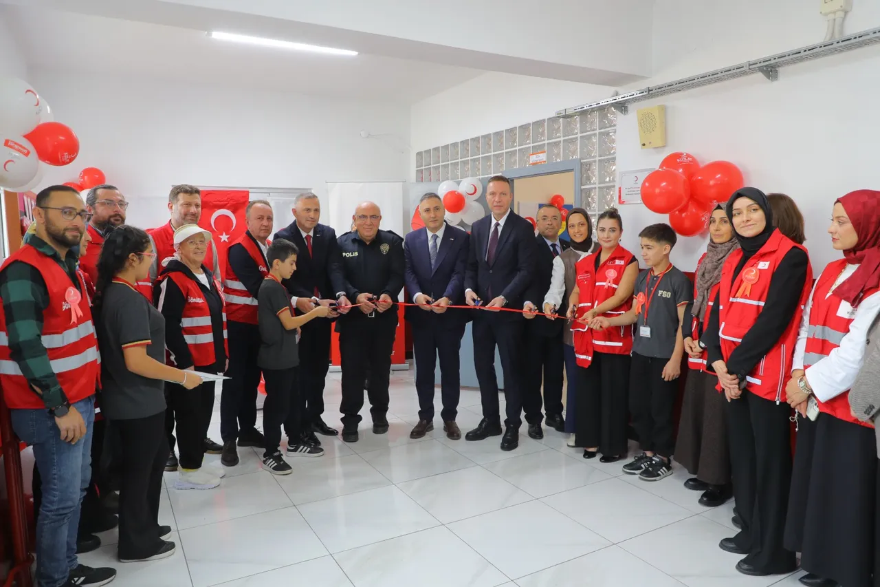 Fatsa Kaymakamı Böke, özel eğitim sınıfı açılışına katıldı