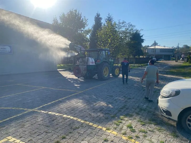 Kahverengi kokarca ile mücadele kapsamında ilaçlama çalışması gerçekleştirildi