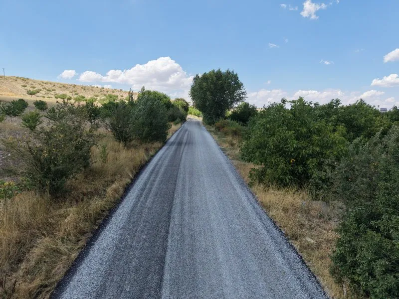 Hekimhanda 7 mahallenin ulaşımını rahatlatan yol çalışması tamamlandı