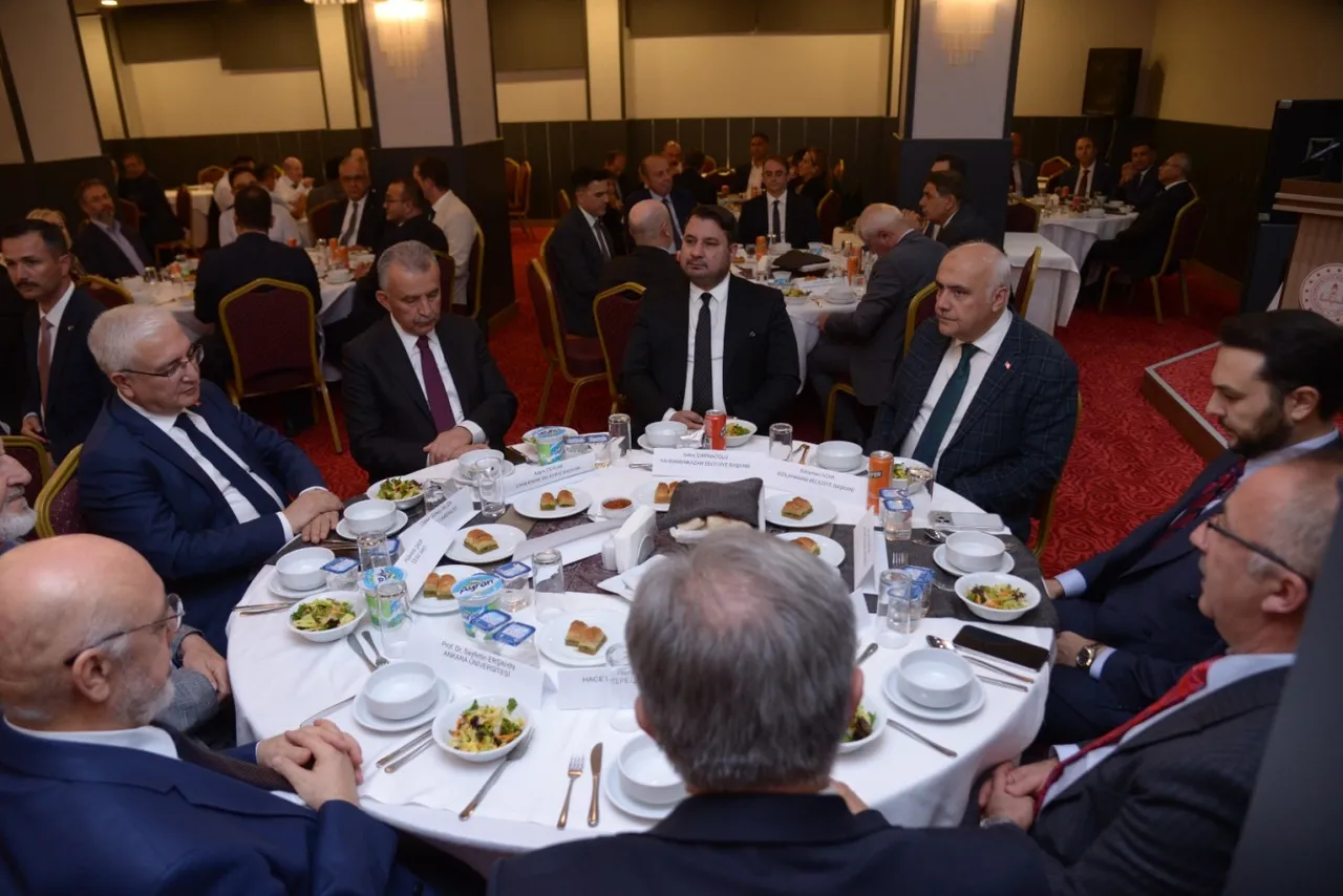 Kızıl-Çam Platformu’nda ortak gelecek için istişare