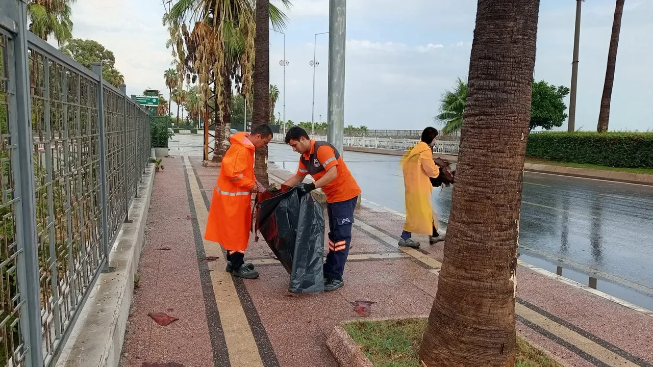 Mersin’de sağanak yağış uyarısı: Büyükşehir ve Meski teyakkuzda