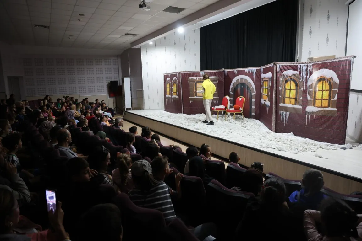 Kartepe’de sanatın perdesi her yaş için açılıyor