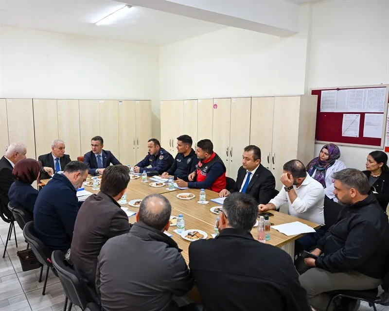 Kulu Anadolu Lisesi okul güvenliği tedbirleri toplantısı