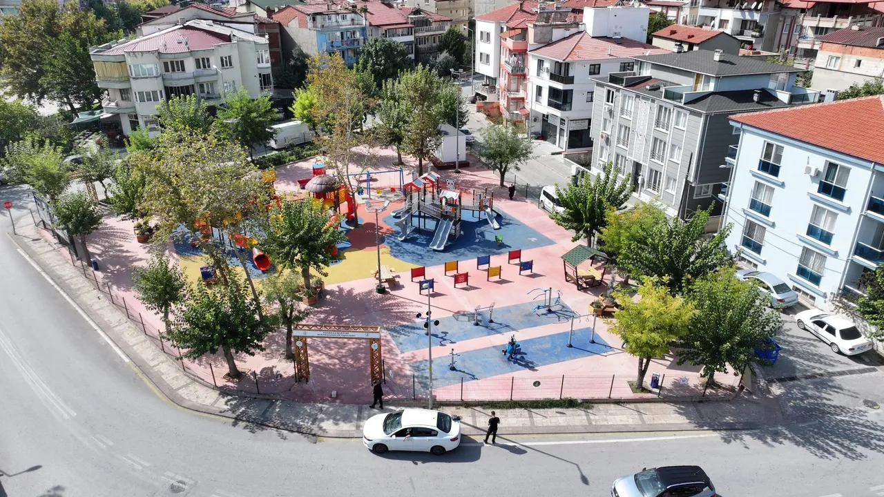 Pamukkale’de parklar ve sahalar yenileniyor: 823 kilometrekarelik alanda dev seferberlik