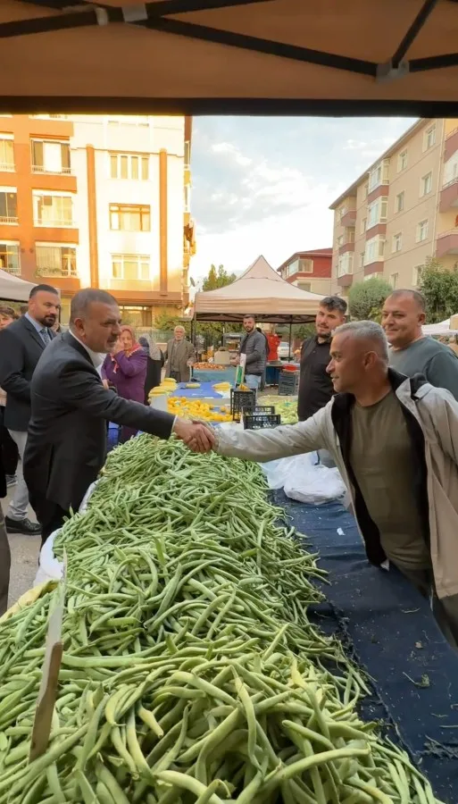 Başkan Ercan’dan semt pazarlarına ziyaret