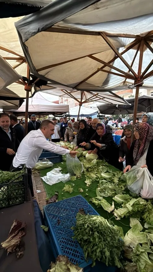Başkan Ercan’dan semt pazarlarına ziyaret