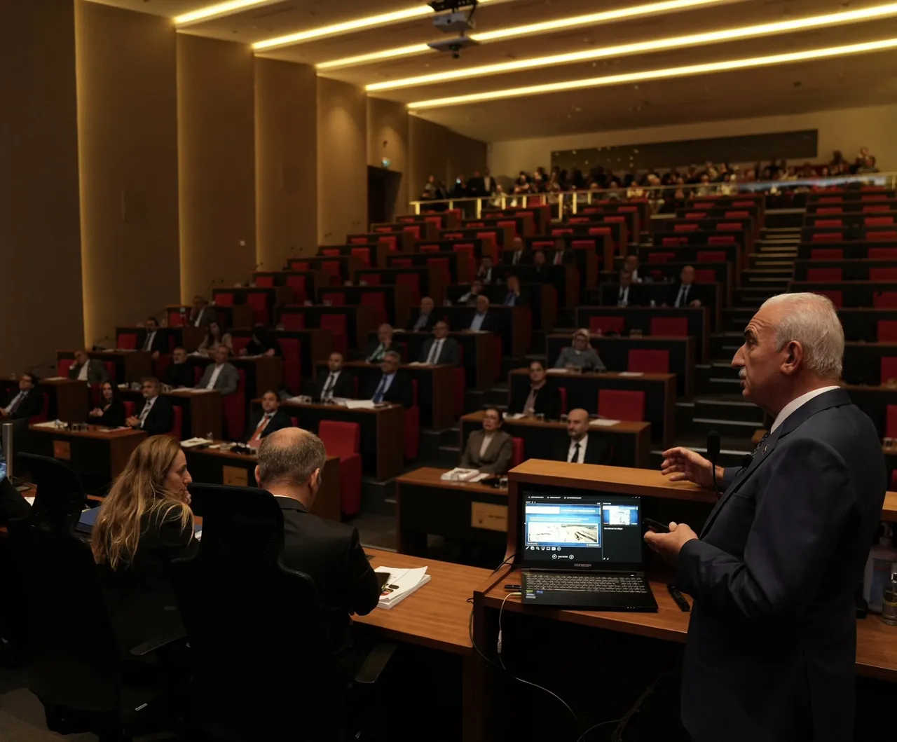 Ümraniye Belediyesi’nin 2027 Yılı bütçesi meclisten geçti