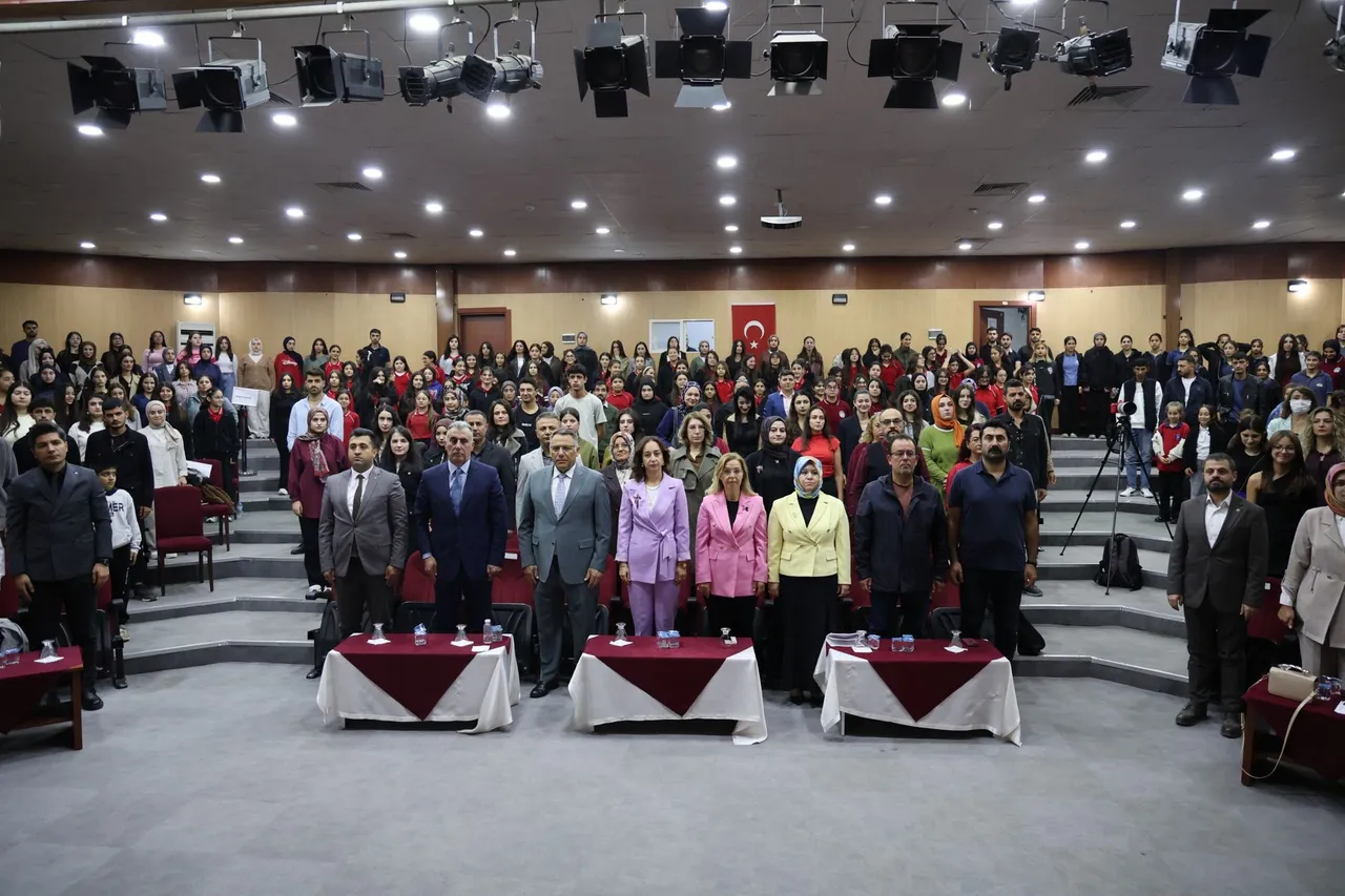 Iğdır Üniversitesinde "Dünya Kız Çocukları Günü" etkinliği düzenlendi