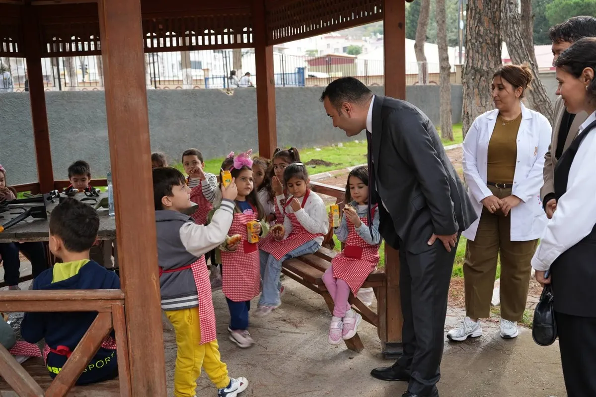Bahçe Kaymakamı Çelik, düzenlenen fidan dikim etkinliğine katıldı