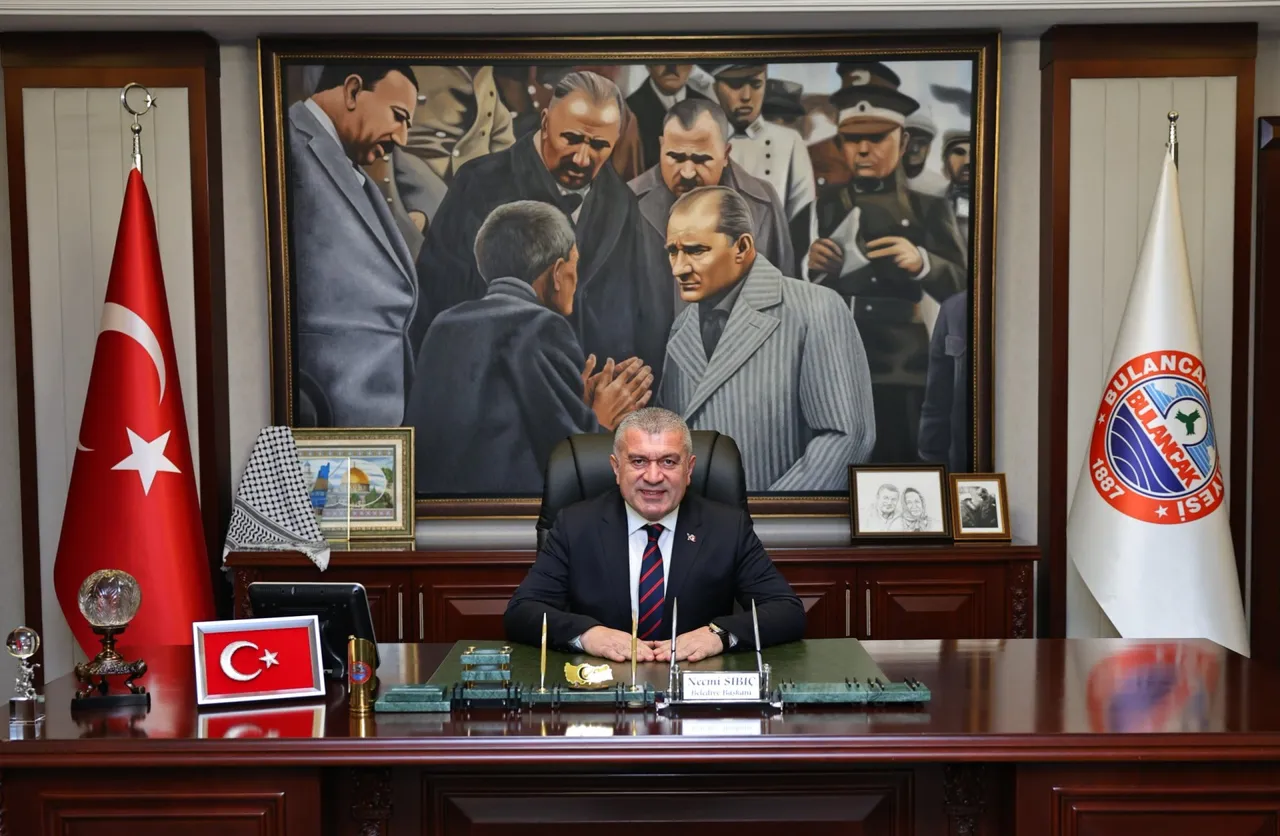 Başkan Sıbıç, "Kız çocuklarımız için umutlu yarınlar diliyorum"