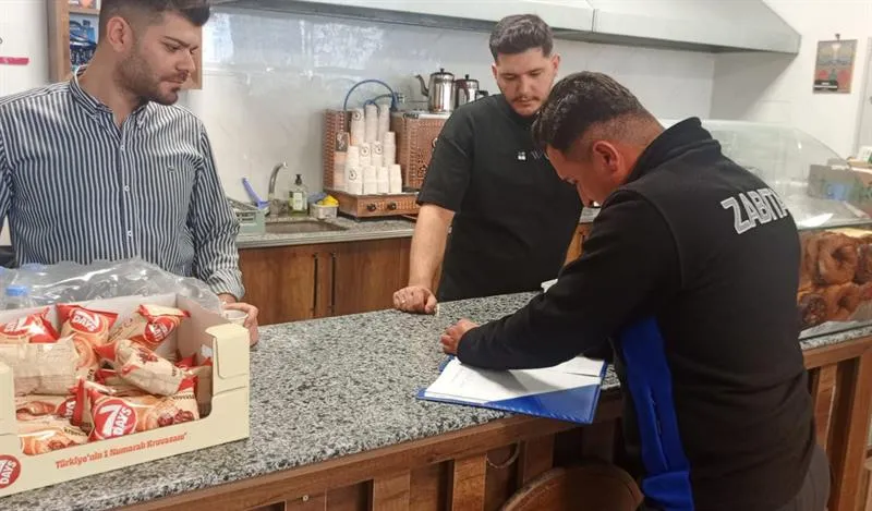 Belediye zabıta ekipleri okul ve hastane kantinlerini denetledi