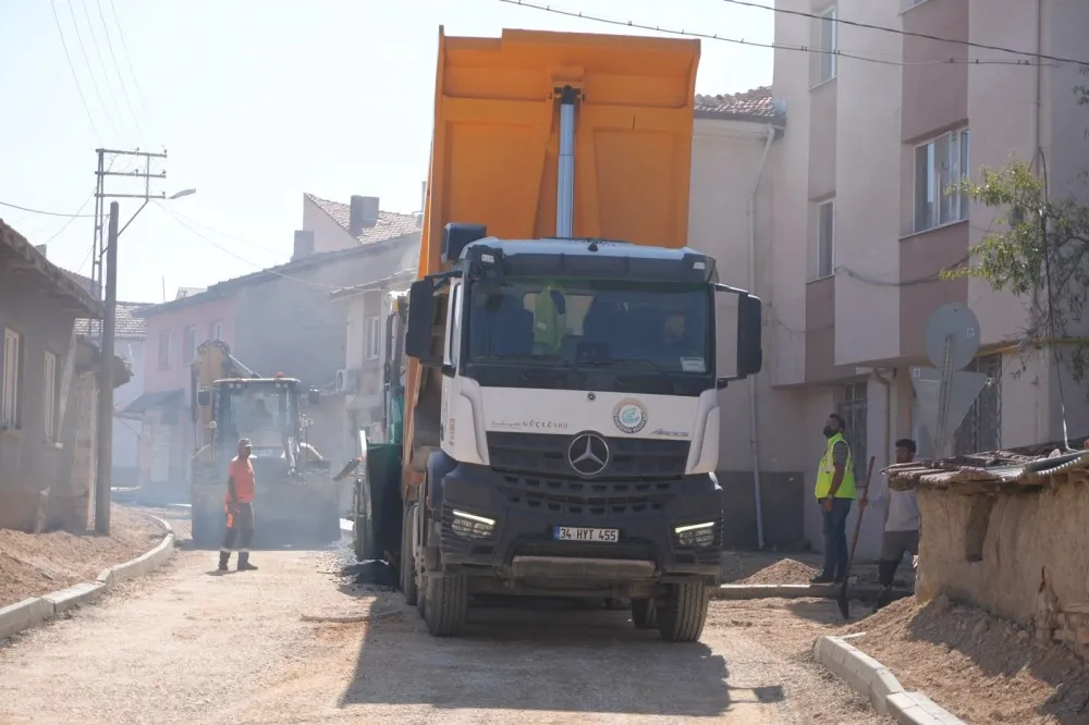 Büyükşehir Belediyesinden Seyitgazide yol çalışması
