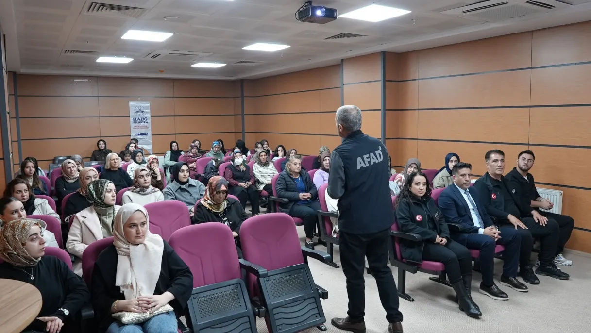 Elazığ Belediyesi'nden öğrencilere afet farkındalık etkinliği