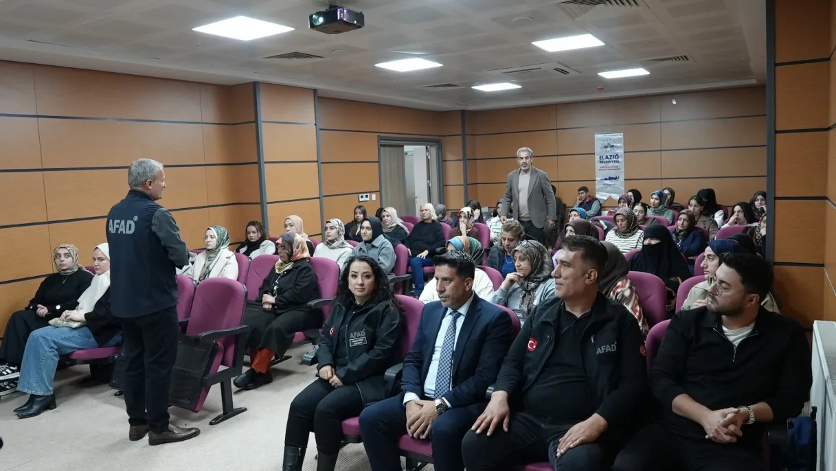 Elazığ Belediyesi'nden öğrencilere afet farkındalık etkinliği