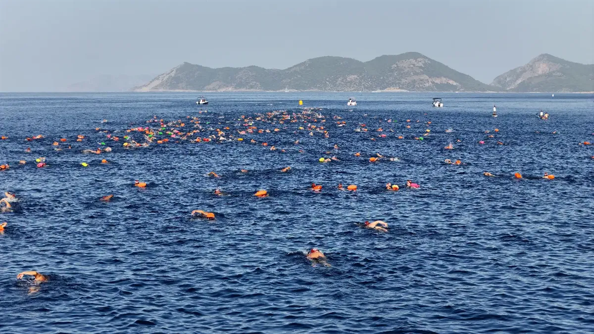7. Uluslararası Fethiye Spor Festivali Ölüdeniz Açık Su yüzme yarışmaları tamamlandı