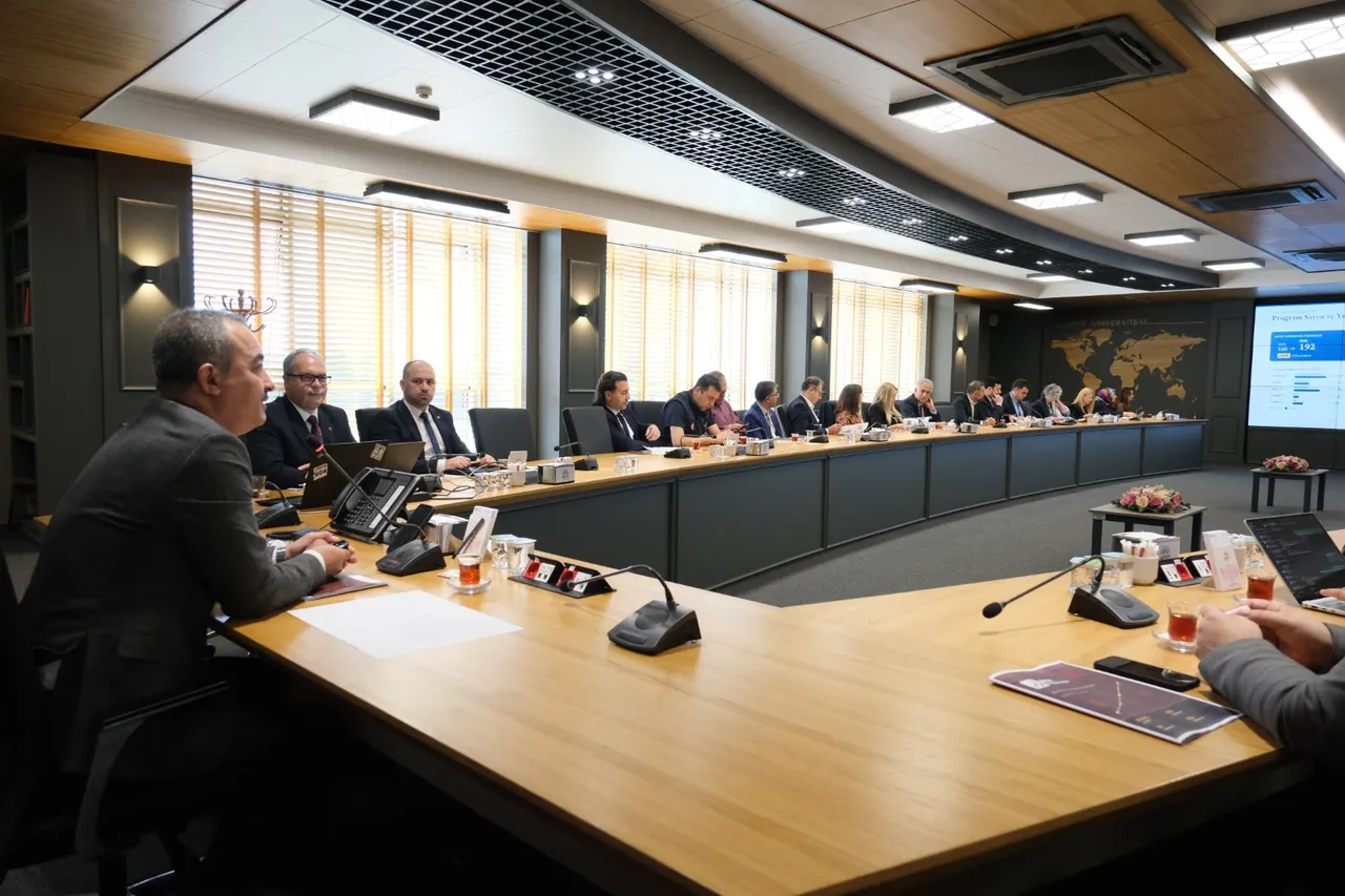 Hitit Üniversitesinde İl Danışma Kurulu ile kurumsal gelişim ve iş birliği görüşüldü